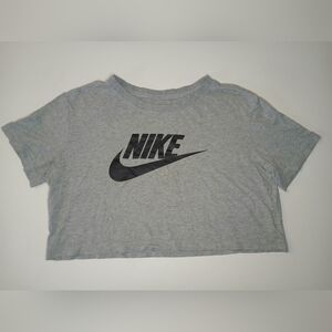 Nike Crop Top